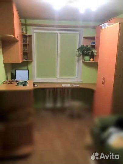 Мебель мало б/у, для работы и учебы, хранения