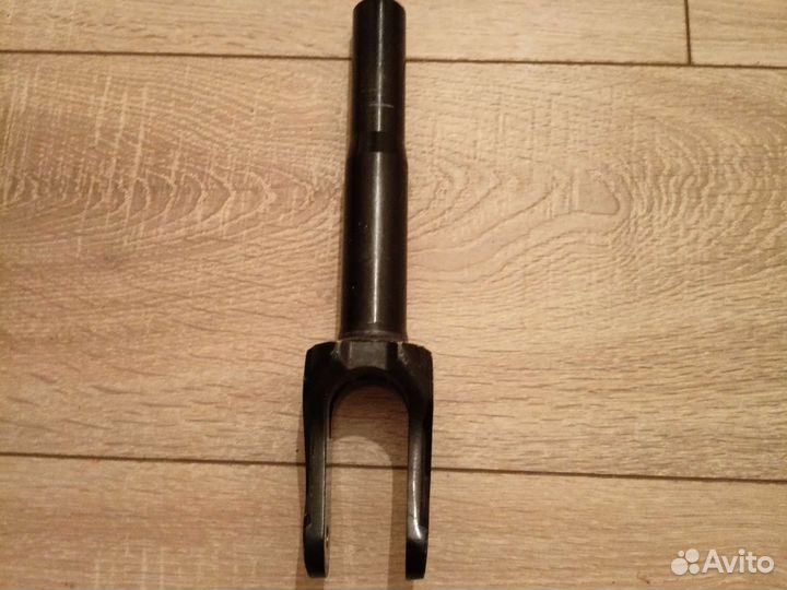 Вилка на трюковой самокат