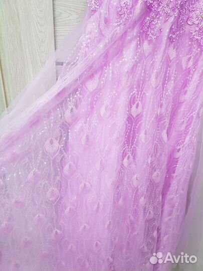 Вечернее платье