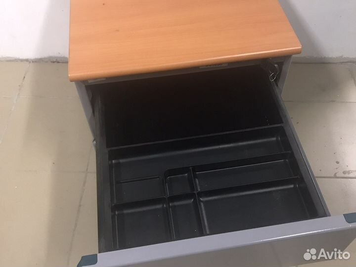 Тумбочки для дома и офиса