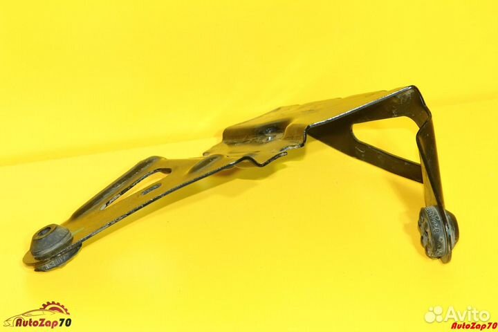 Renault Megane 2 Кронштейн блока ABS