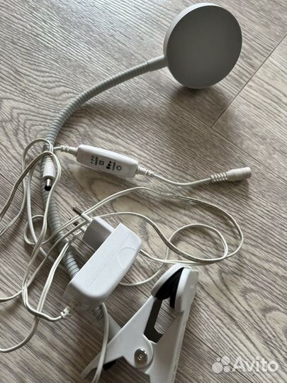 Лампа настольная