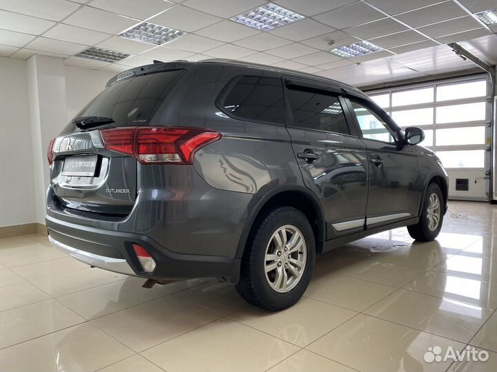 Mitsubishi Outlander 2.0 CVT, 2017, 98 000 км