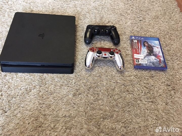 Sony PS4 slim