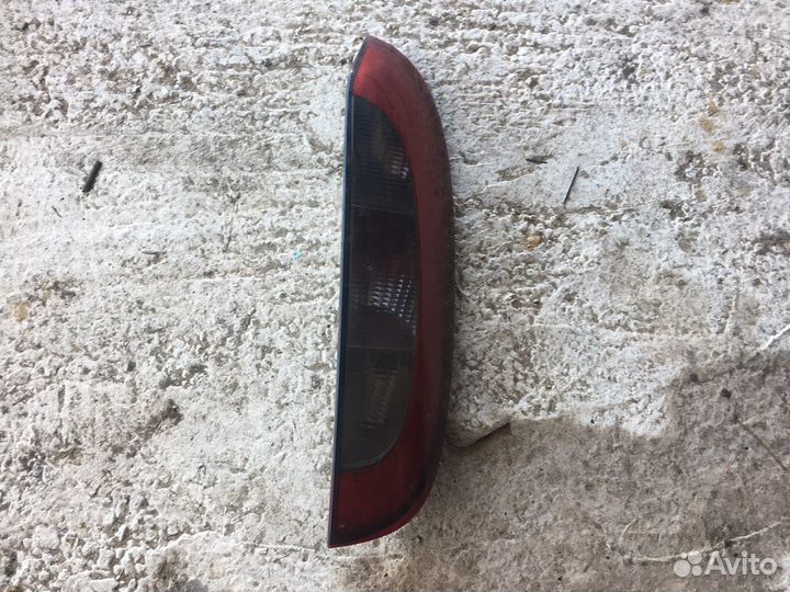 Задний правый фонарь opel corsa c