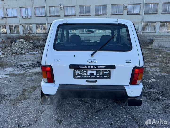 LADA 4x4 (Нива) 1.7 МТ, 2015, 175 000 км