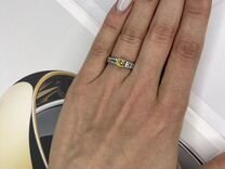 Золотое кольцо с фантазийным жёлтым бриллиантом