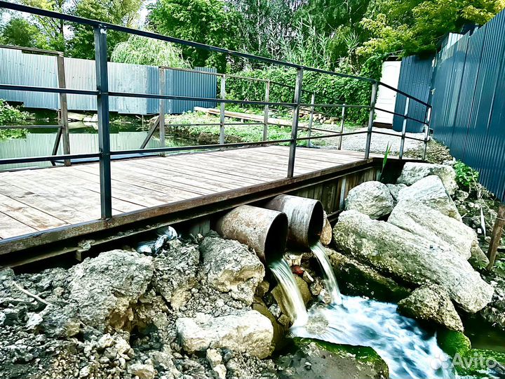 Отдых у пруда. Беседка мангал