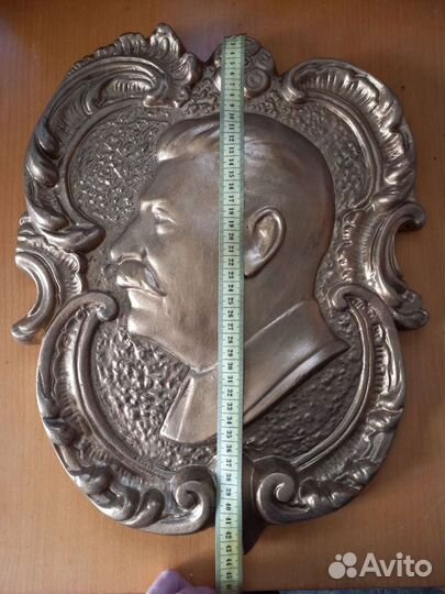 Барельеф, бюст. Ленин, Сталин