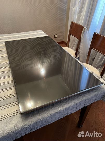 Телевизор на запчасти samsung ue50f6650AB