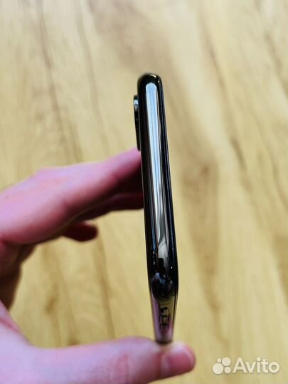 iPhone X, 256 ГБ