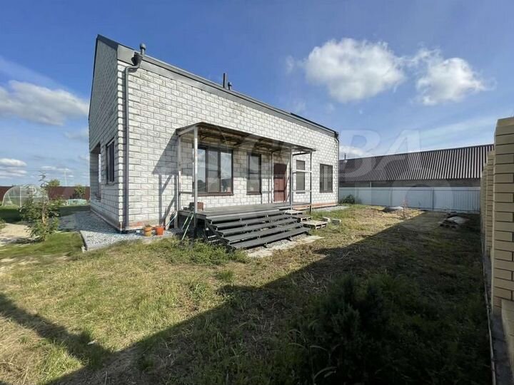 Дом 218 м² на участке 18 сот.