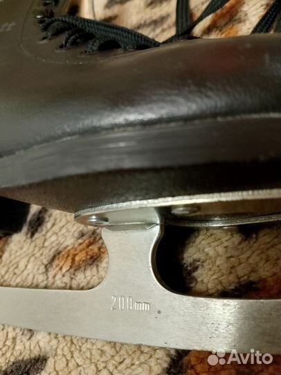 Коньки фигурные 31 размер новые