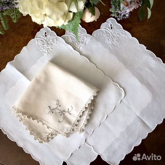 Текстиль старинный: салфетки, подзор, платочки