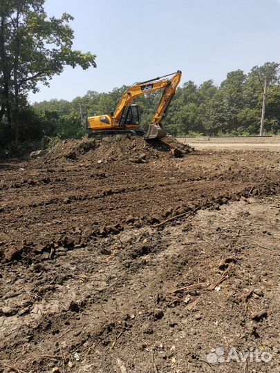 Экскаватор в аренду