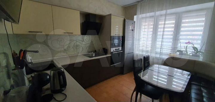 3-к. квартира, 80,6 м², 1/9 эт.