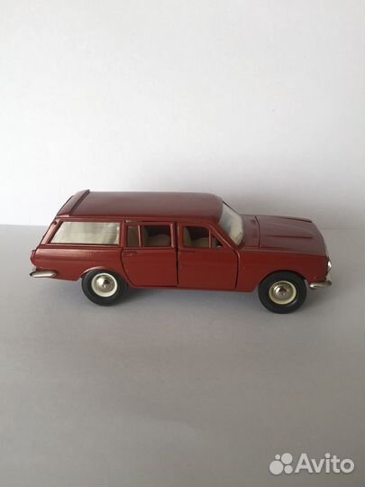 Модель 1:43 СССР Волга-2402 номерная А-13 с ми