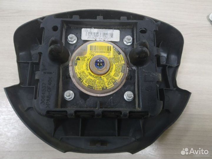 Подушка безопасности в руль Renault Sandero