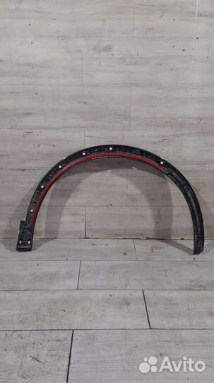 Накладка переднего крыла левая Audi Q 3 С 2011 По