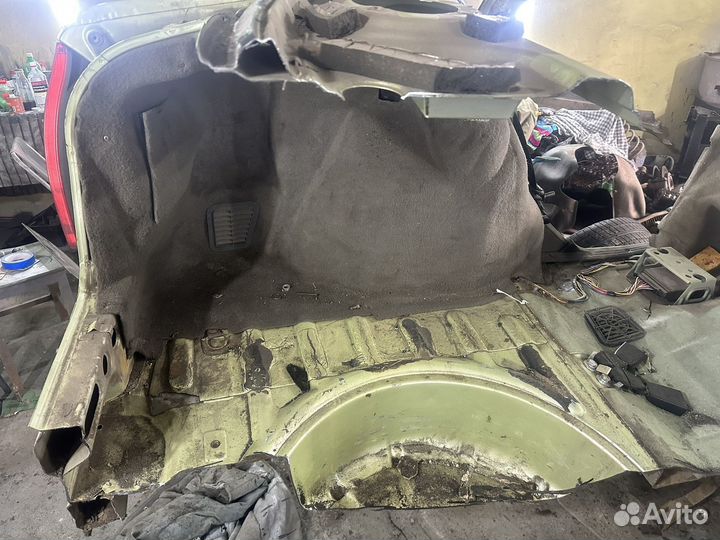 Задняя левая четверть калина 1 седан