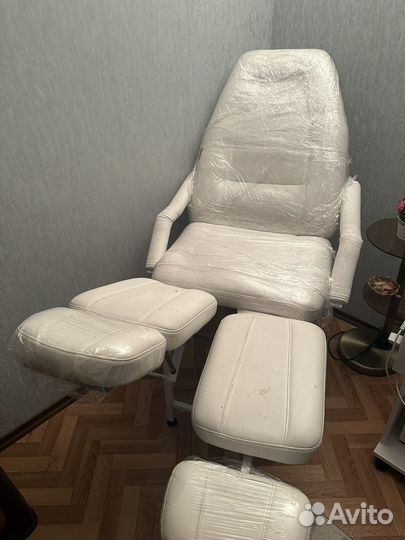Кресло педикюрное б/у