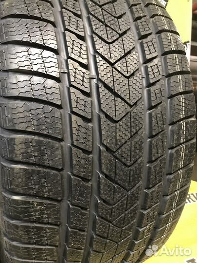 Pirelli Scorpion Winter 315/35 R21 и 275/40 R21 111V