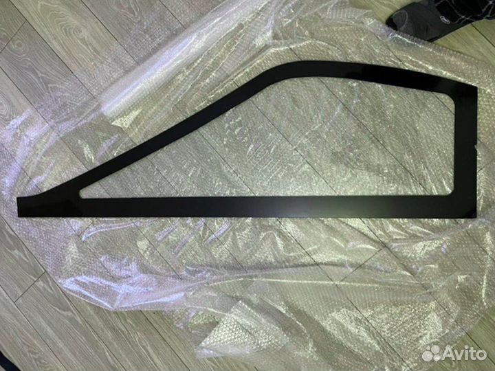 Стекло лобовое правое Ammann