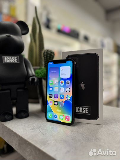iPhone 11, 64 ГБ