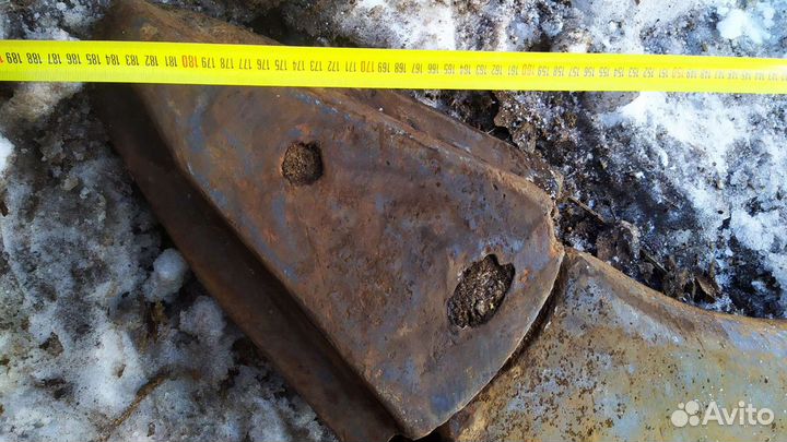 Клык разрыхлитель бульдозера