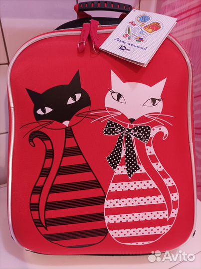 Рюкзак,ранец,портфель школьный