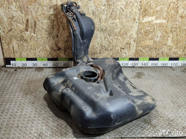 Бак топливный Volkswagen Passat b3 b3