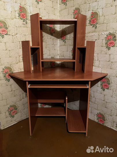 Компьютерный стол бу