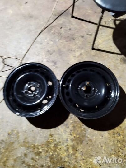 Поворотный кулак Рено логан1