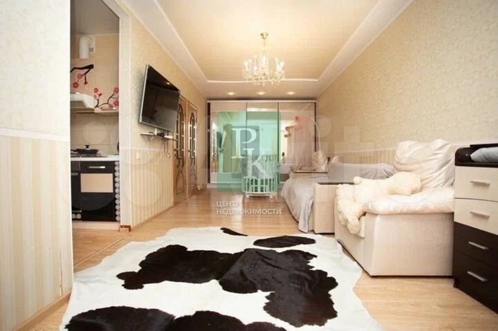 2-к. квартира, 53 м², 1/10 эт.