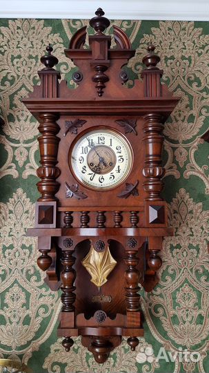 Настенные часы с боем. Gustav Becker