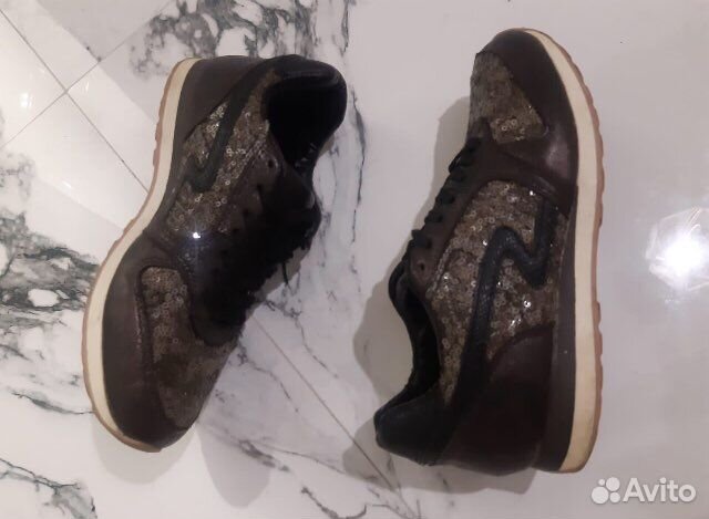 Кроссовки р.37