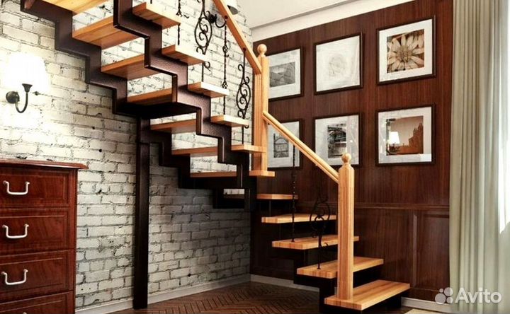 Облицовка лестничного металлокаркаса деревом