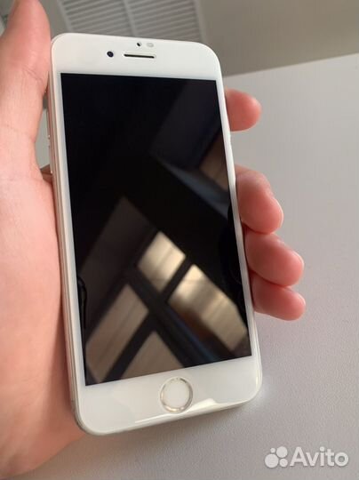 iPhone 7, 32 ГБ