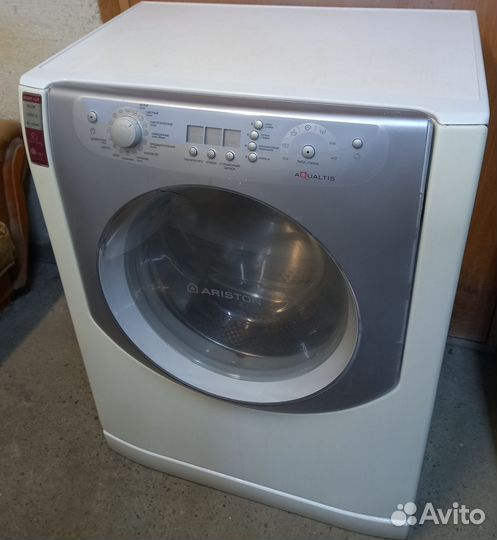 Стиральная машина Ariston Отжим 1200