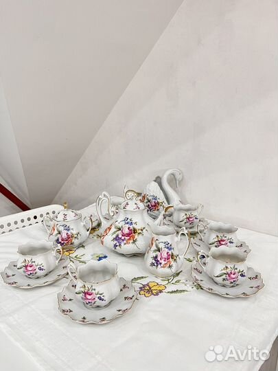 Сервиз столовый Queens Crown