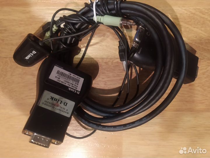 D-Link переключатель KVM-221