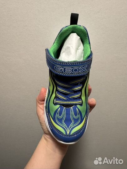 Кроссовки Geox lights 30
