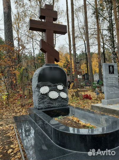 Эксклюзивные памятники и мемориалы на заказ