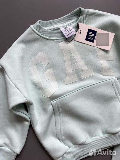 Новый костюм с начесом GAP