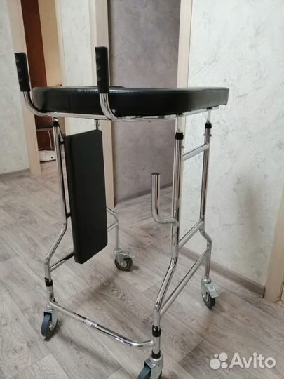 Ходунки для взрослых инвалидов