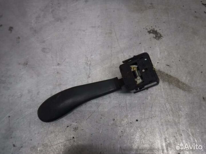 Переключатель поворотов Лада Приора 21126 2011