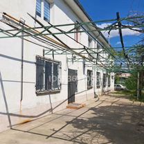 4-к. квартира, 121,2 м², 1/2 эт., Шымкент