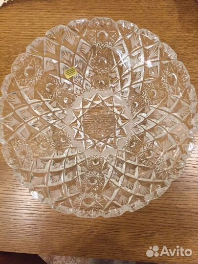 Большая хрустальная ваза