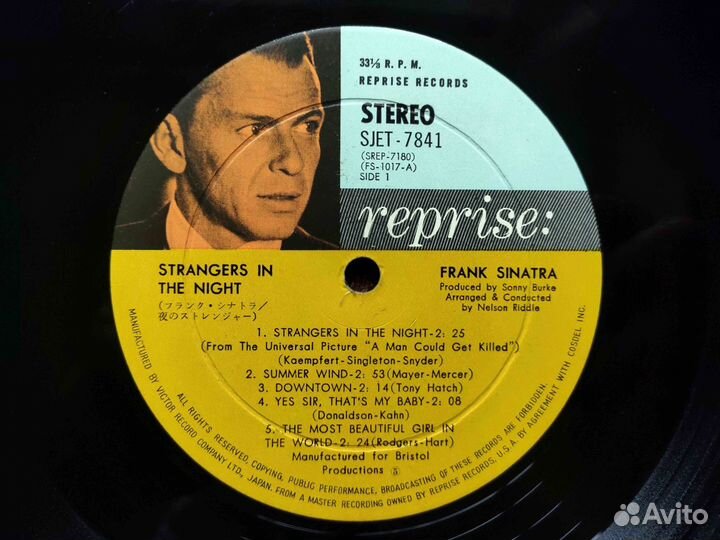 Frank Sinatra – Strangers In The Night – Japan 196