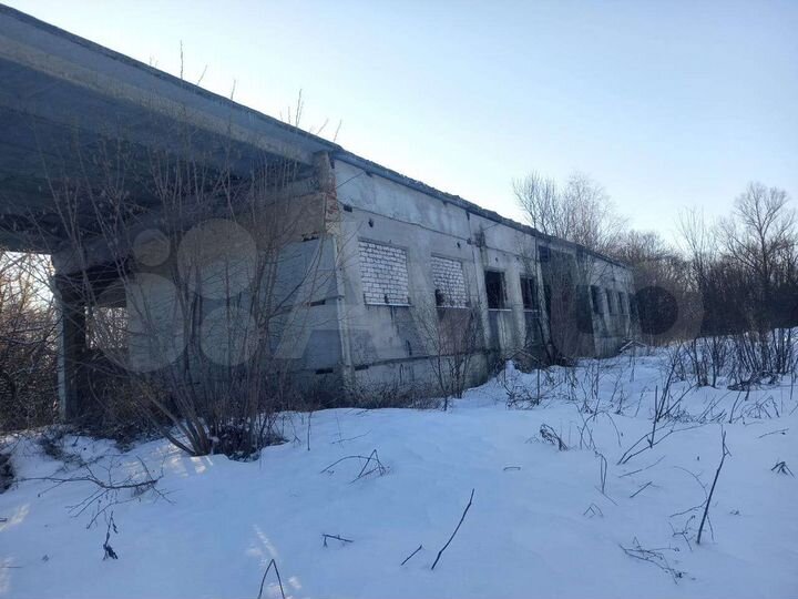 Здание, 373.5 м²